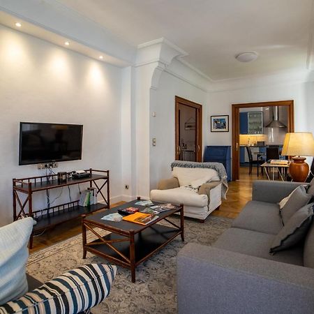 La Concha Cozy Balcony Apartment By Cisan Rentals San Sebastián Kültér fotó
