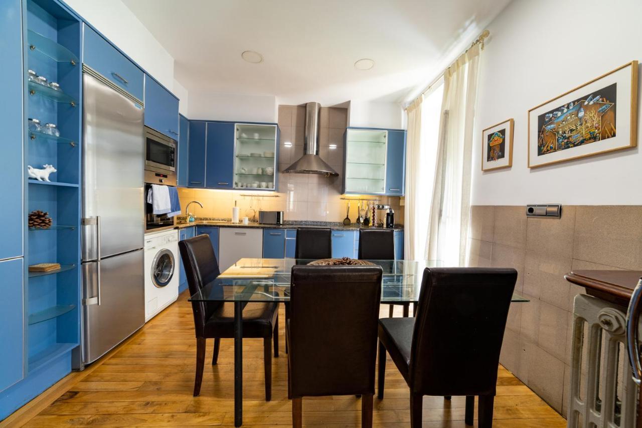 La Concha Cozy Balcony Apartment By Cisan Rentals San Sebastián Kültér fotó