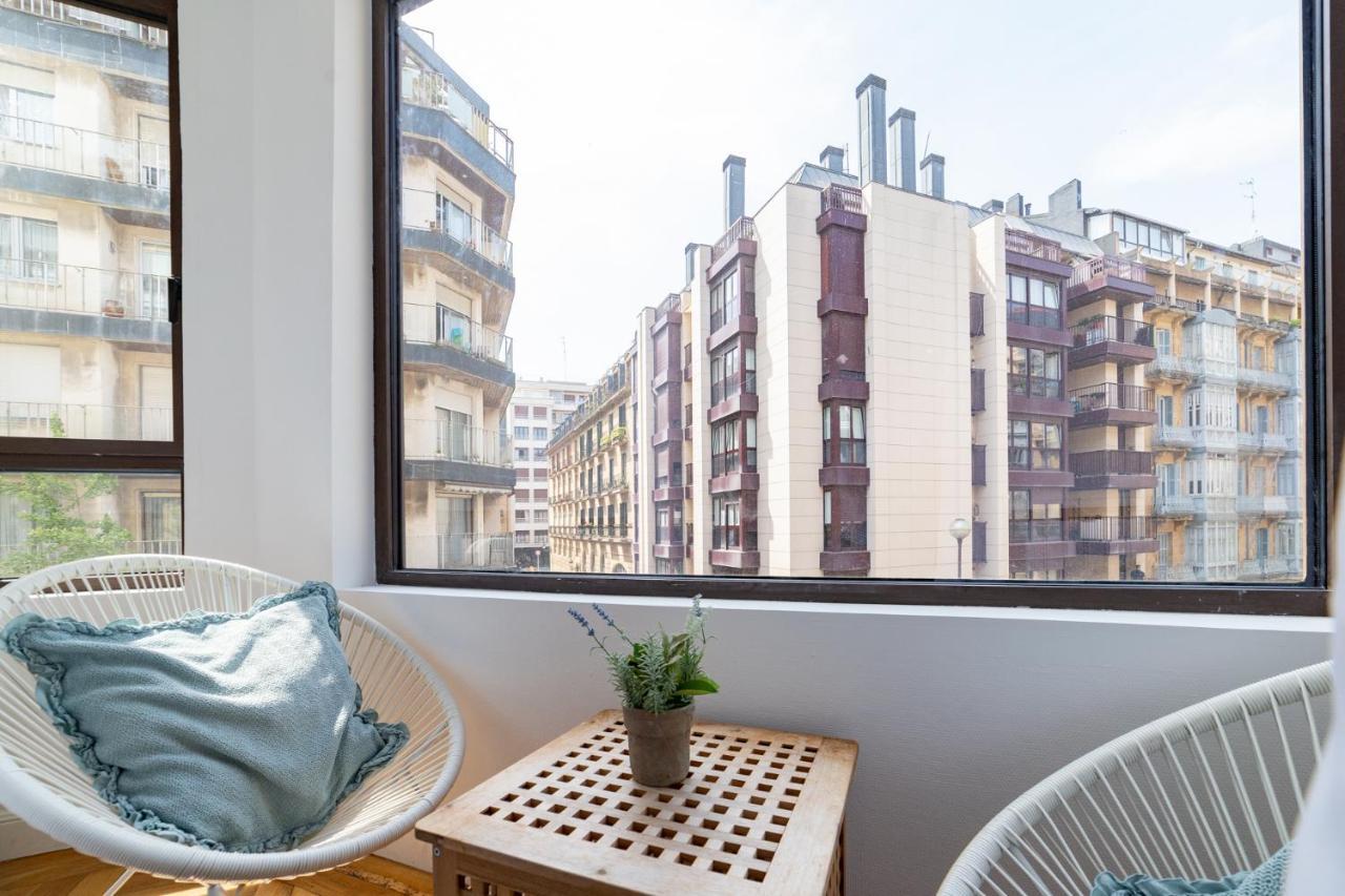 La Concha Cozy Balcony Apartment By Cisan Rentals San Sebastián Kültér fotó